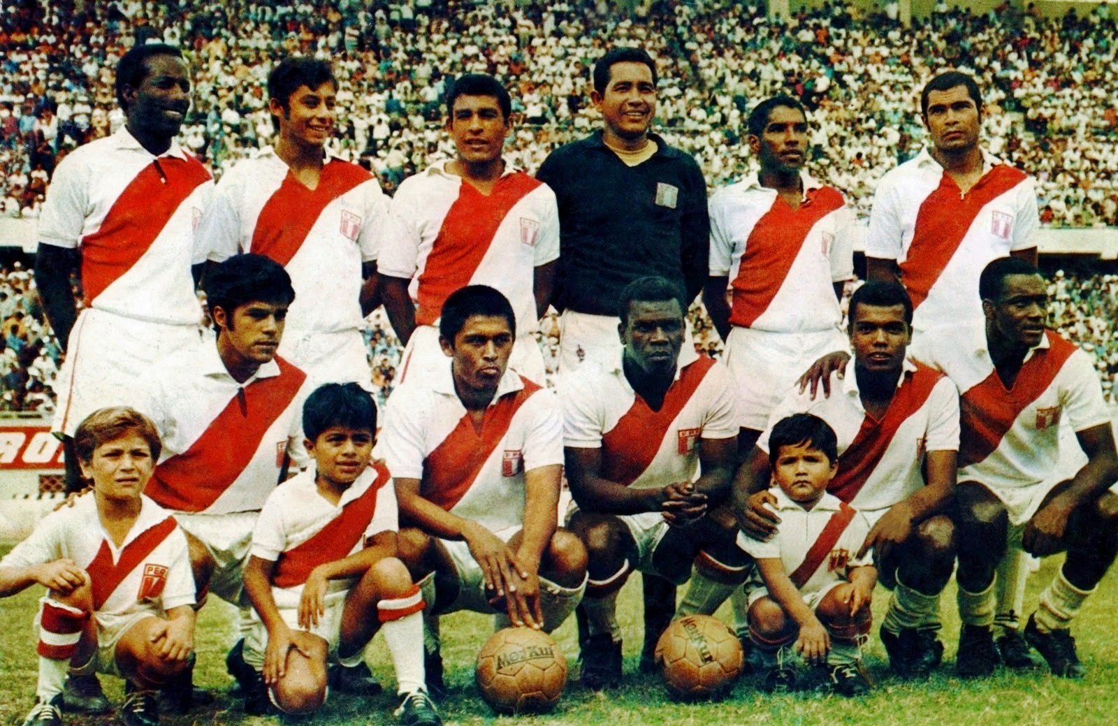 peru national football team jersey