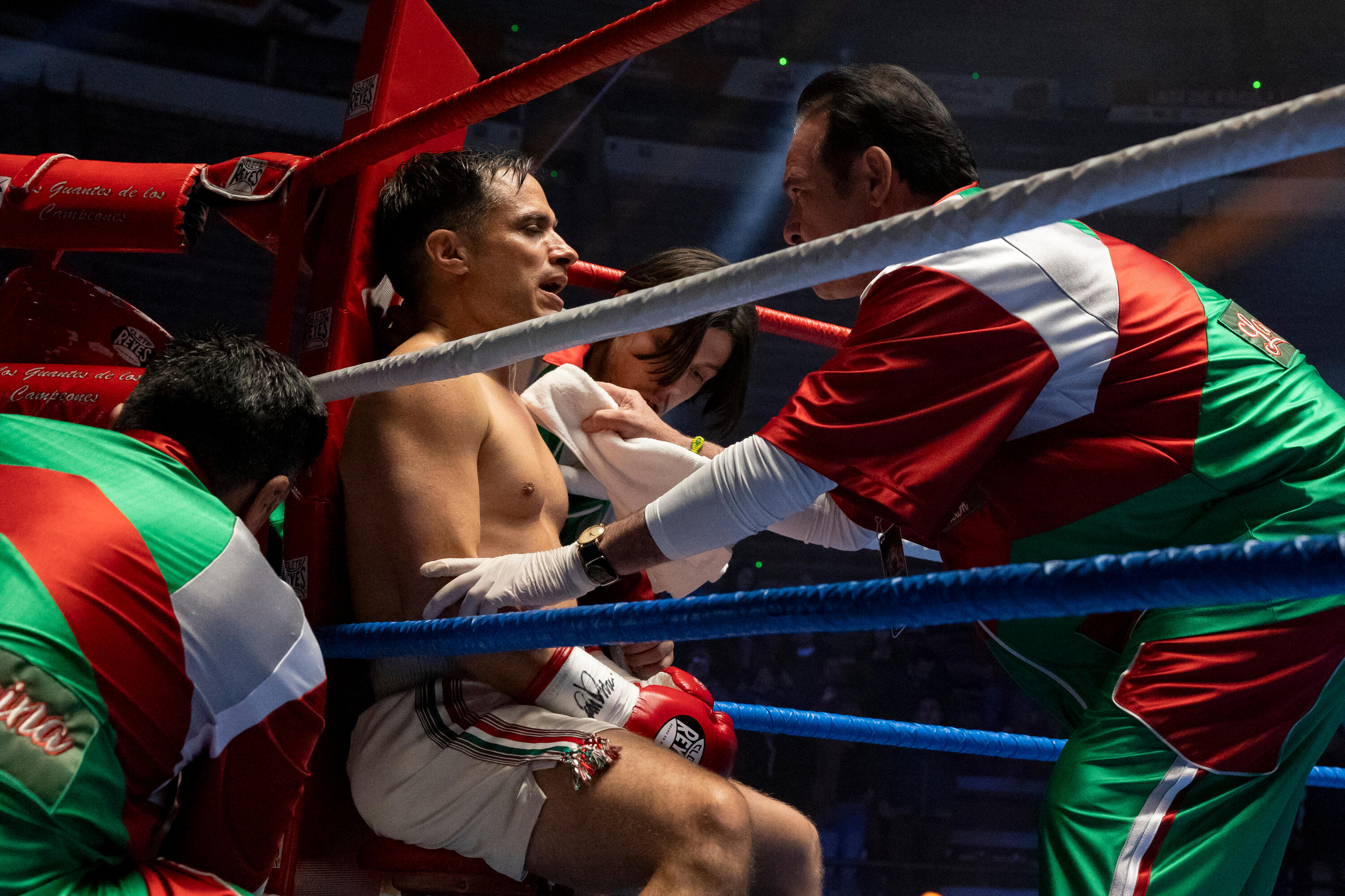 La Maquina -- “A Little Play”- Episode 101 -- When aging boxer Esteban “La Máquina” Osuna loses a pivotal match, his manager tries to revitalize his career by setting up a rematch. Esteban Osuna (Gael García Bernal), Saúl (Andrés Delgado), and Sixto (Jorge Perugorría), shown. (Photo by: Nicole Franco/Hulu)