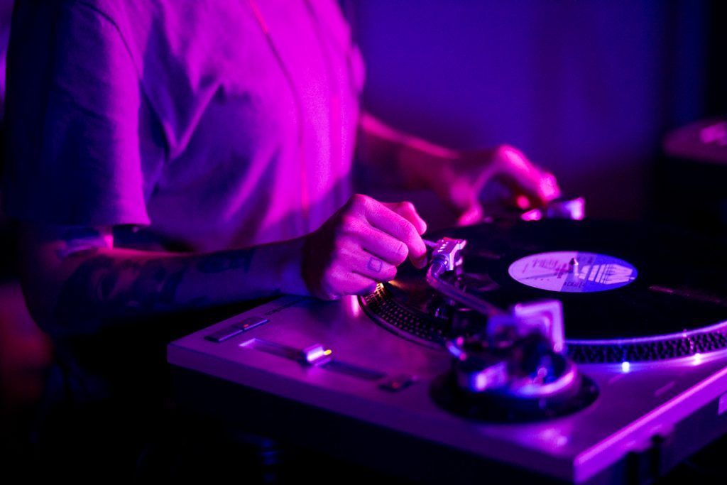 Shuts Down Vinyl Club DJ Set for Playing “Latin Music”