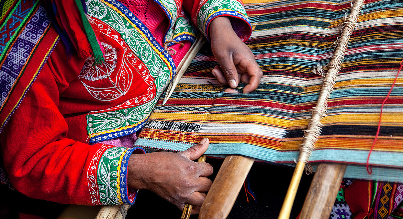 Aymara Women Use Weaving Expertise to Make Heart Implants ...
