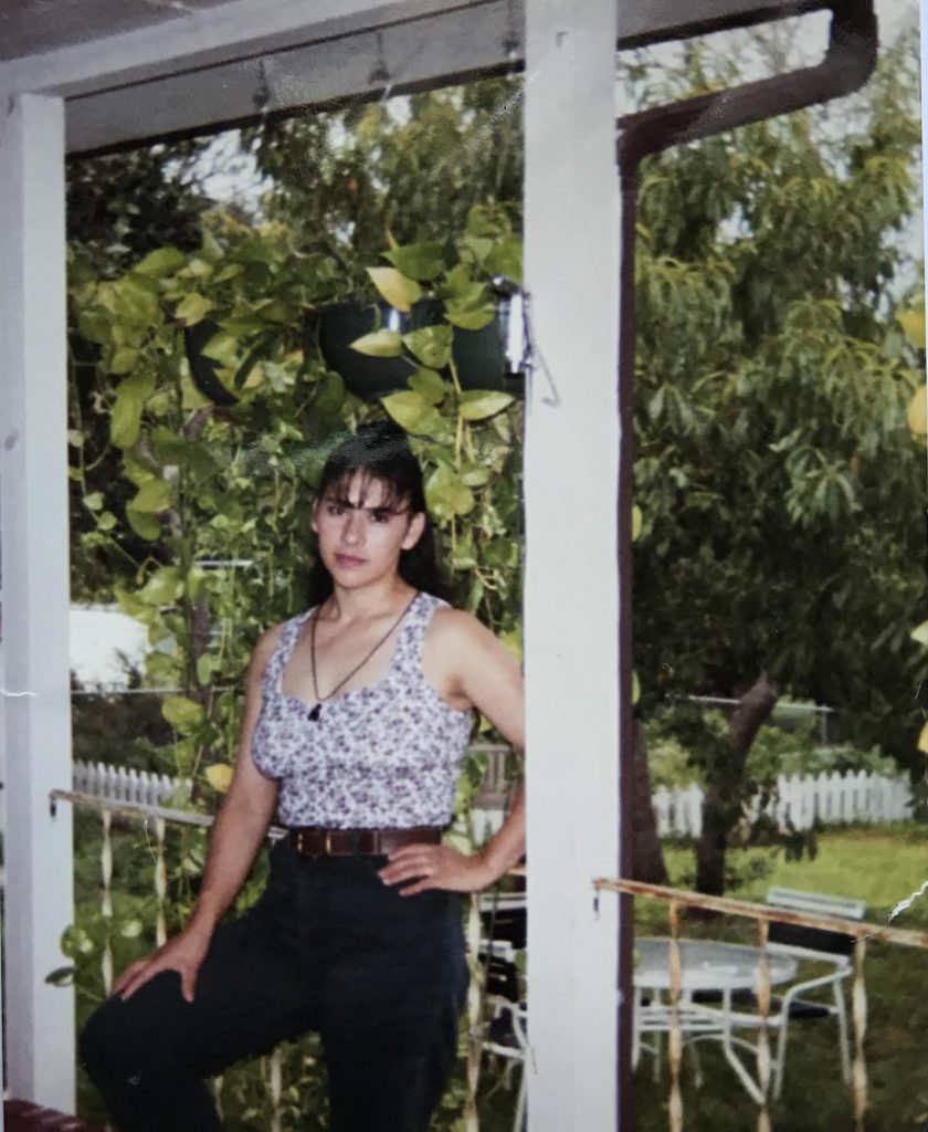 32 Vintage Photos of Fly Latina Moms in Their Youth