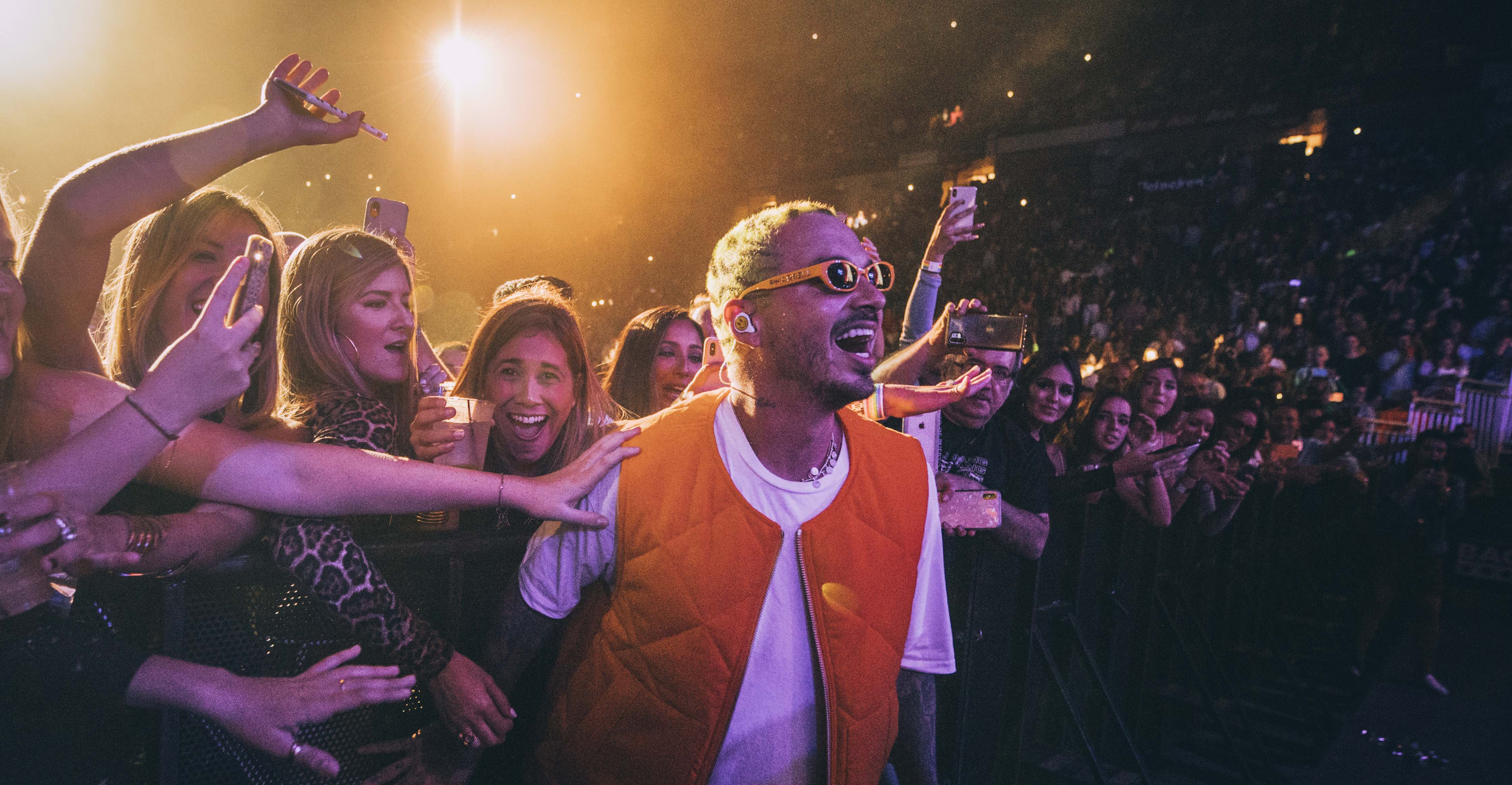 J Balvin's Breaks Records in Puerto Rico With His Stunning 'Arcoiris' Tour