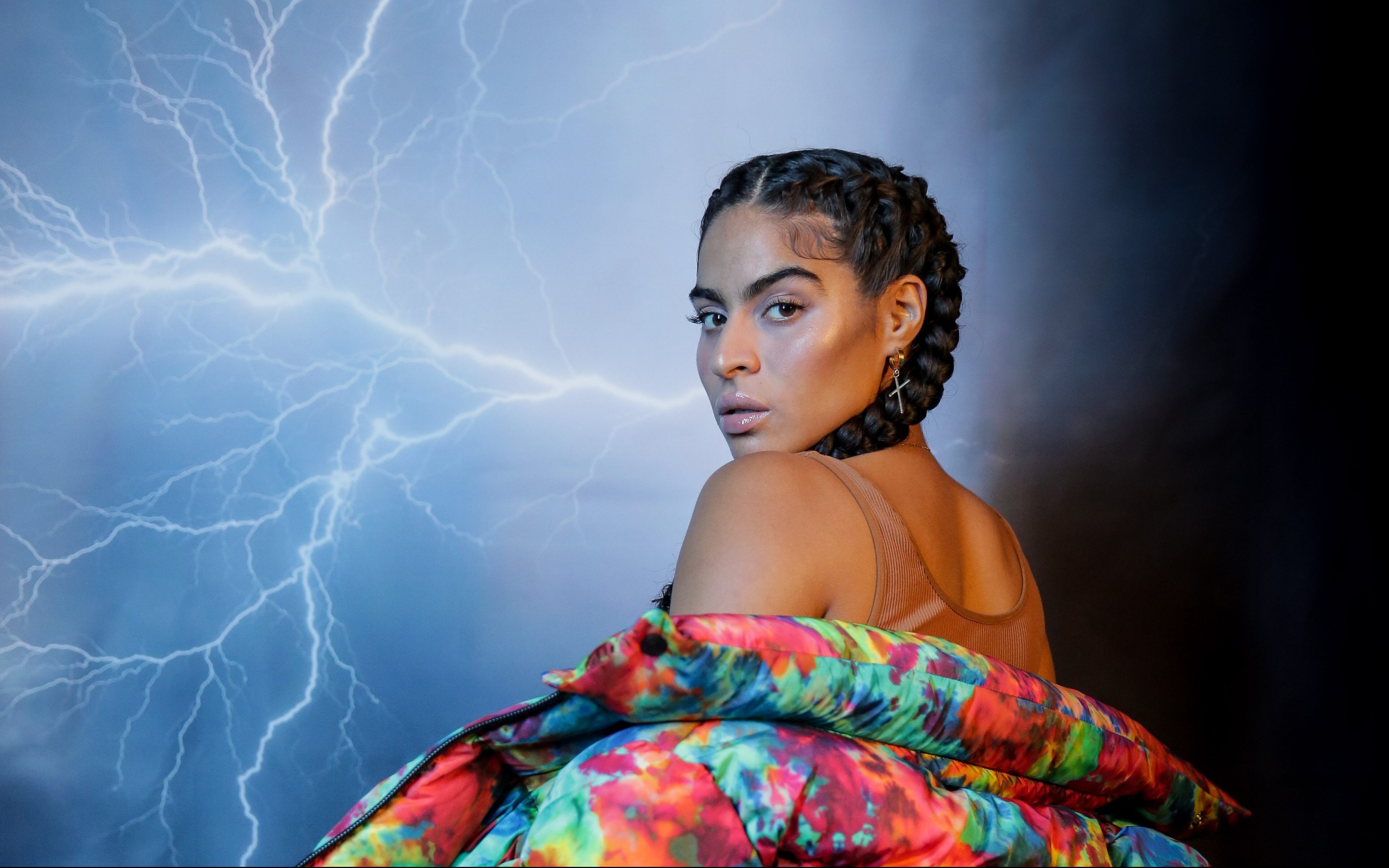Jessie Reyez: Falling Deeper Into Her Multicultural Reality