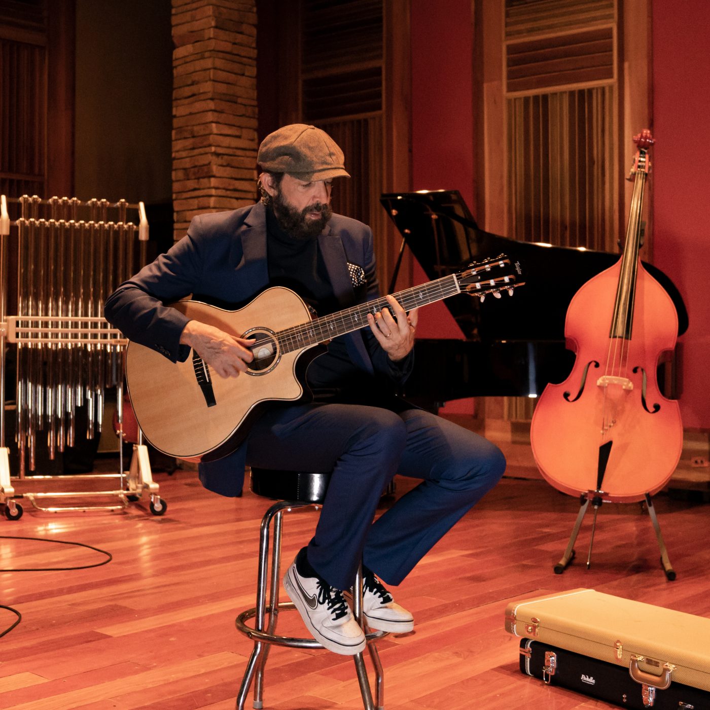 Juan Luis Guerra Announces Surprise EP & Virtual Concert for Christmas Day