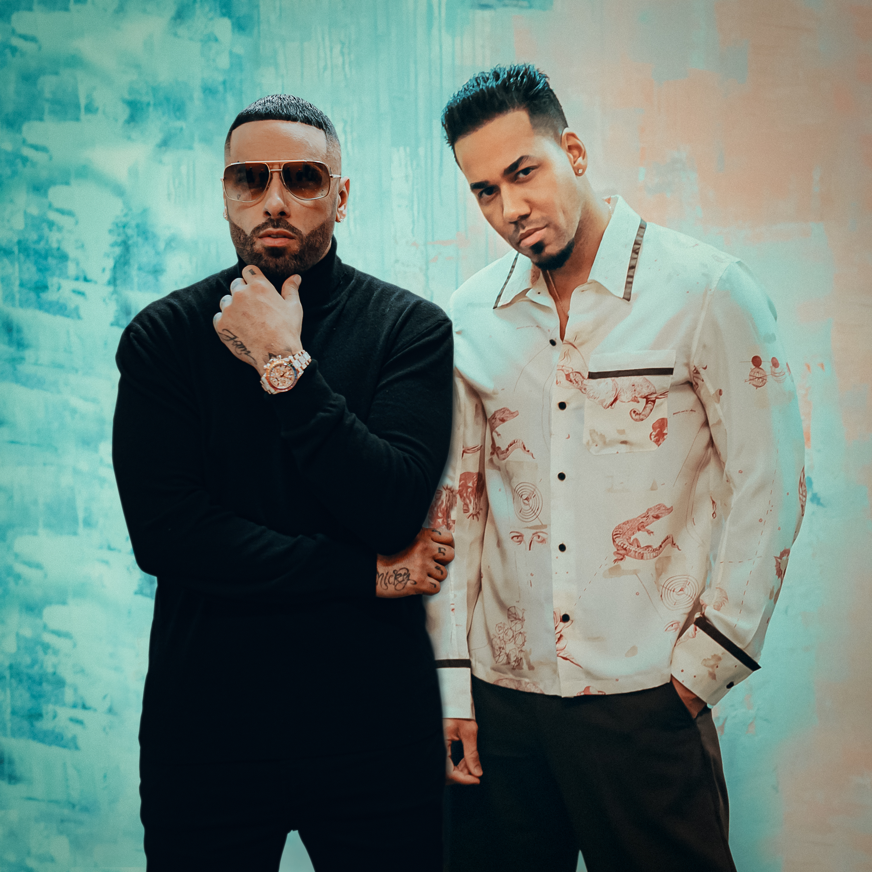 Nicky Jam Romeo Santos Fall In Love With The Same Woman In Fan De Tus Fotos Video