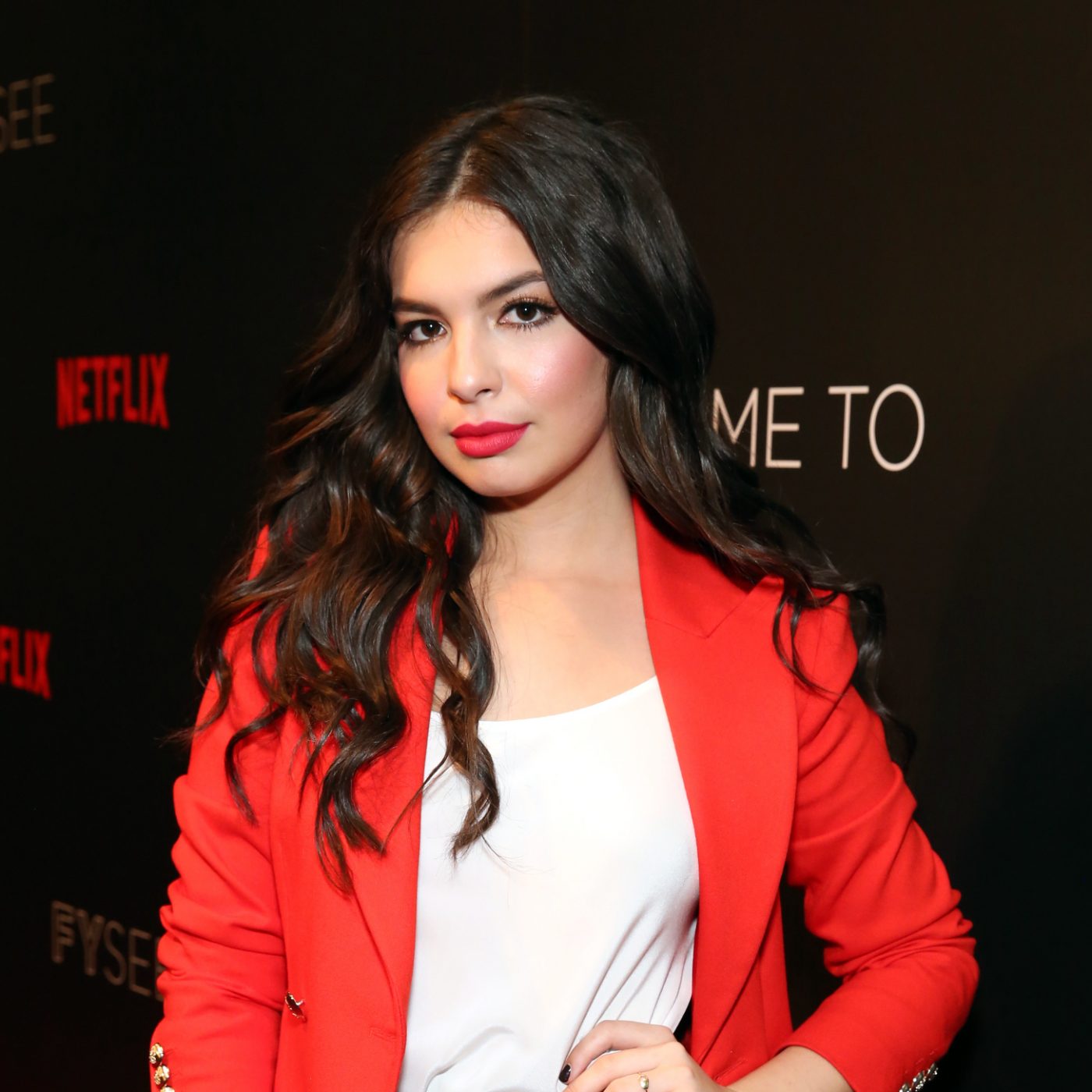 Isabella Gomez Cast in 'Head of the Class' Reboot & More in This Week's ...