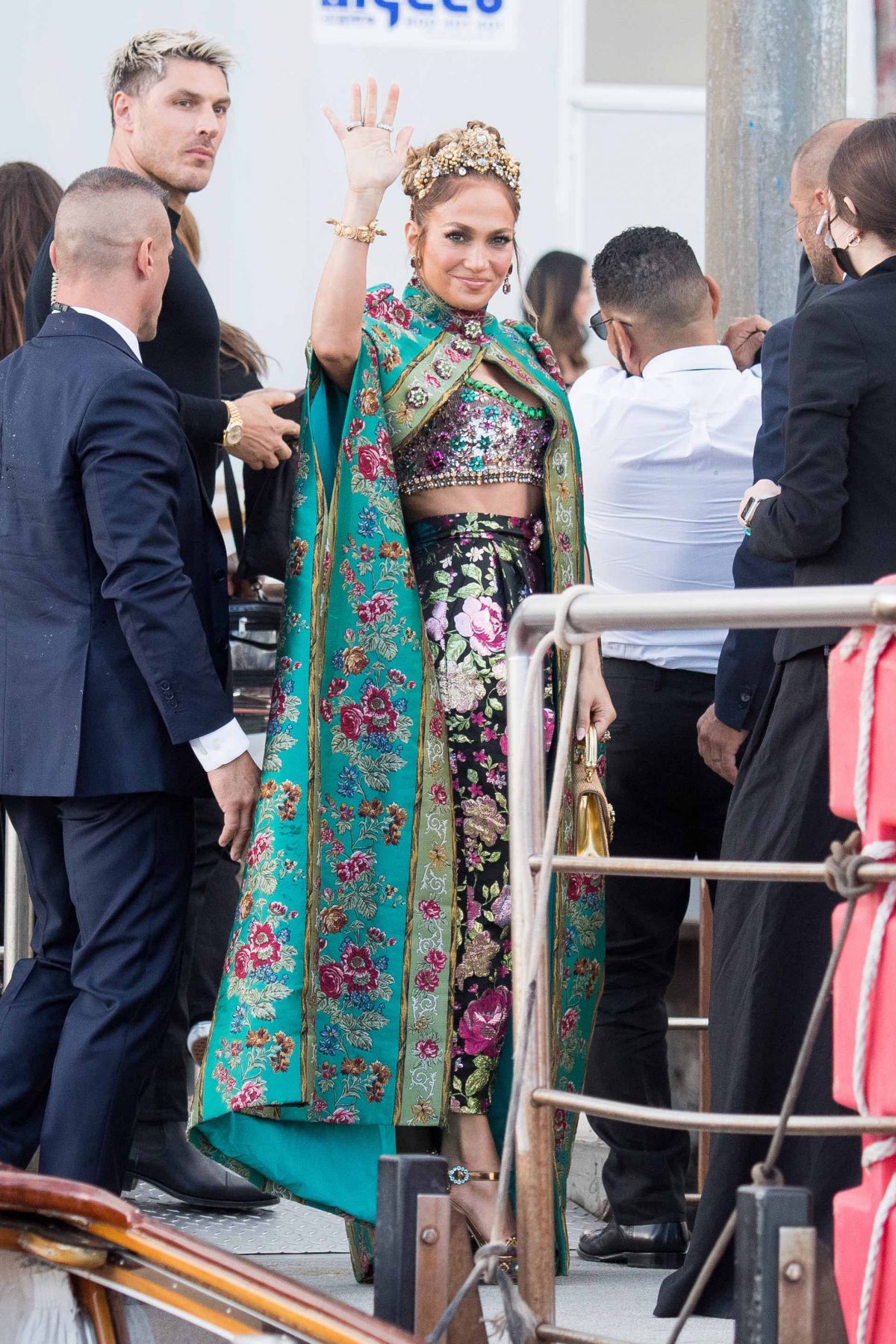 ennifer Lopez is seen during the Dolce&Gabbana Alta Moda show on August 29, 2021 in Venice, Italy.