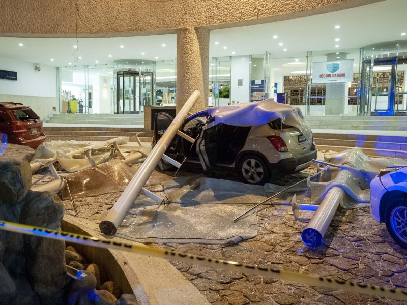 Damaged cars at the door of Emporio Hotel after a magnitude 7.1 earthquake hit yesterday close to 9:00 pm on September 07, 2021 in Acapulco, Mexico. The epicenter was located 14 kilometer southeast of Acapulco and over 150 replicas followed through the night. So far authorities confirmed one dead.