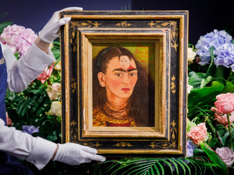 LONDON, ENGLAND - OCTOBER 21: Frida Kahlo’s ultimate self-portrait goes on view at Sotheby's on October 21, 2021 in London, England. Estimated at over $30 million, it is expected to break the record for the artist and for any Latin American artist. This is a unique chance for British audiences to view a self-portrait by Kahlo, with none in UK institutions. The painting is on view to the public at Sotheby's London from the 22 -25 October ahead of being auctioned at Sotheby's New York on 16 November 2021.