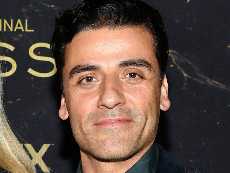 NEW YORK, NEW YORK - OCTOBER 12: Oscar Isaac attends HBO's 