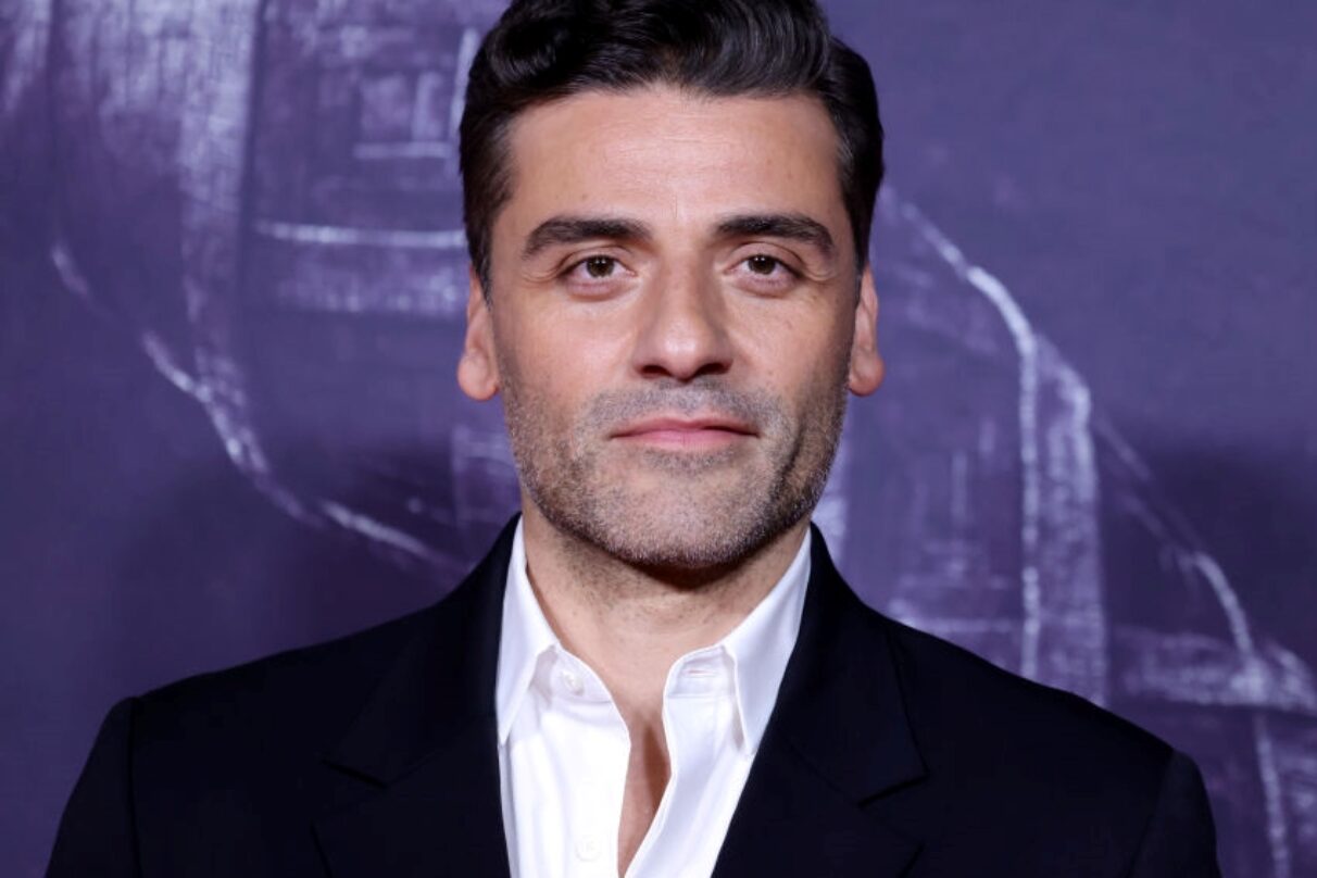 Yes, Oscar Isaac Can Pull Off a Skirt & the Internet Agrees