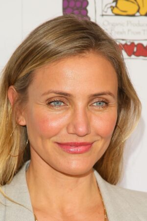 WOODLAND HILLS, CA - JUNE 10: Cameron Diaz joins MPTF to celebrate Health and Fitness at The Wasserman Campus on June 10, 2016 in Woodland Hills, California. (Photo by JB Lacroix/WireImage)