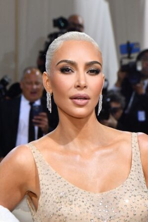 US socialite Kim Kardashian arrives for the 2022 Met Gala at the Metropolitan Museum of Art on May 2, 2022, in New York. - The Gala raises money for the Metropolitan Museum of Art's Costume Institute. The Gala's 2022 theme is "In America: An Anthology of Fashion". (Photo by ANGELA WEISS / AFP) (Photo by ANGELA WEISS/AFP via Getty Images)
