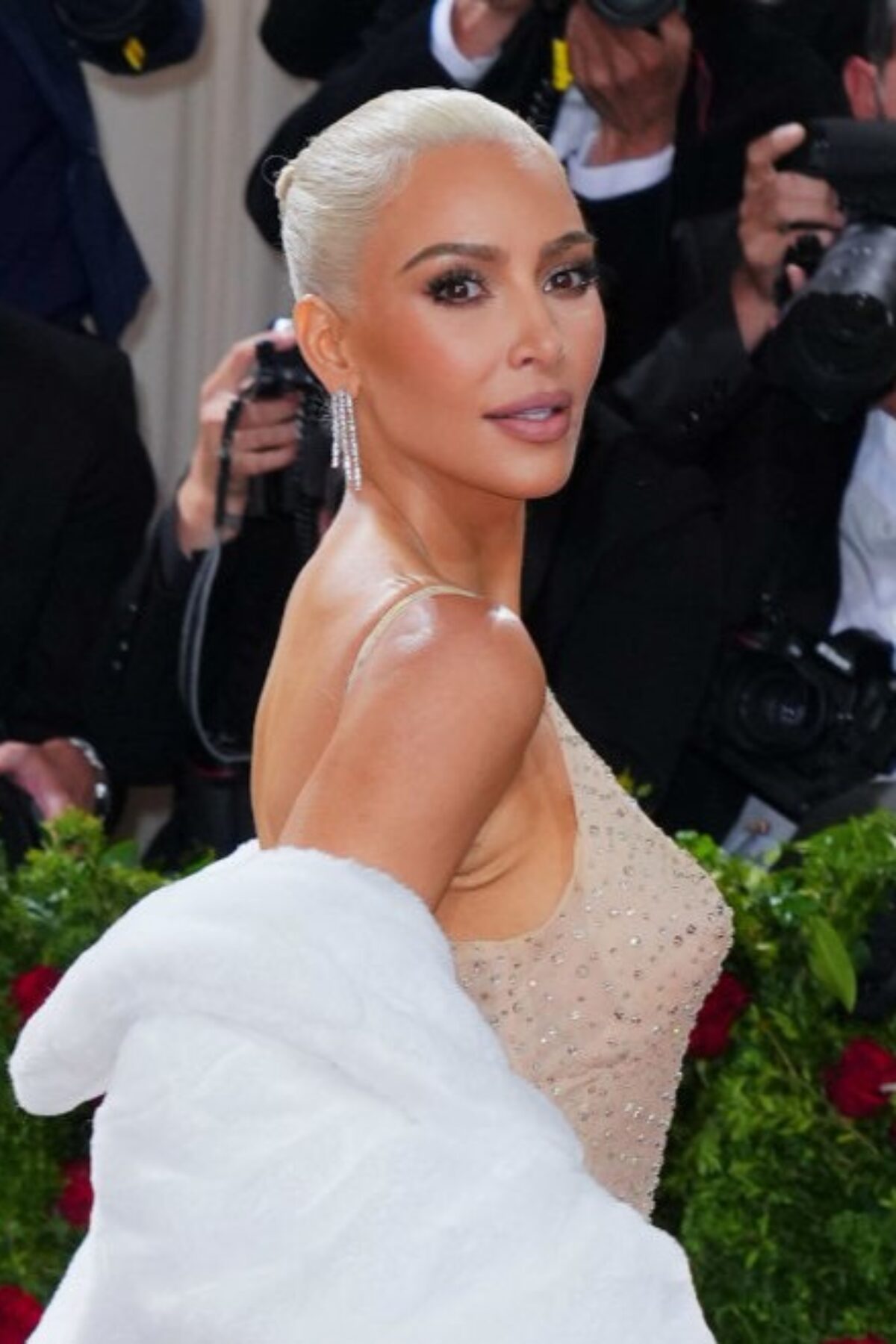NEW YORK, NEW YORK - MAY 02: Kim Kardashian attends The 2022 Met Gala Celebrating 