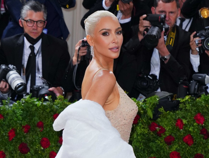 How Kim Kardashian West Broke the Dress Code at the Vatican