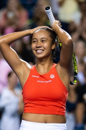 TORONTO, ONTARIO - AUGUST 08: Leylah Fernandez of Canada celebrates defeating Storm Sanders of Australia in her first round match on Day 3 of the National Bank Open, part of the Hologic WTA Tour, at Sobeys Stadium on August 08, 2022 in Toronto, Ontario (Photo by Robert Prange/Getty Images)