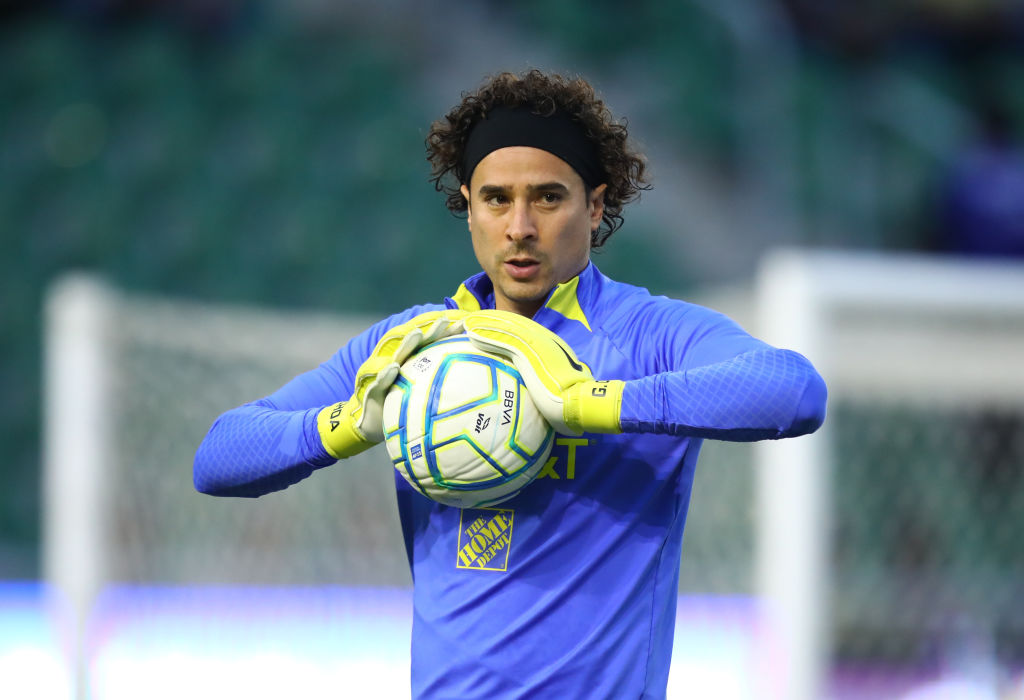 Puedes ganar una gira por la Ciudad de México con Fútbol Star Memo Ochoa