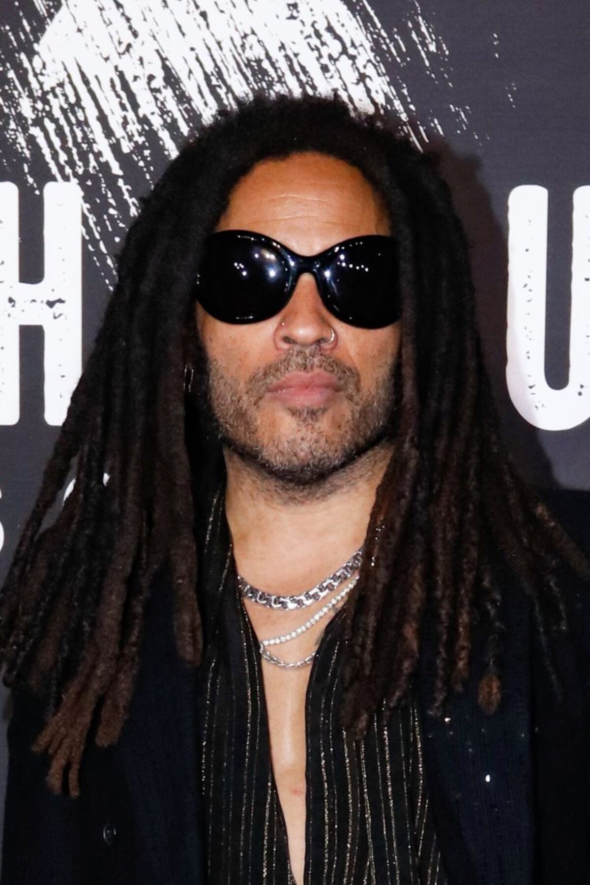 MEXICO CITY, MEXICO - OCTOBER 24: Lenny Kravitz poses for photo during the red carpet for the presentation of 'Sotol Nocheluna' a new distillate by Lenny Kravitz at Proyecto Público Prim on October 24, 2022 in Mexico City, Mexico. (Photo by Medios y Media/Getty Images)