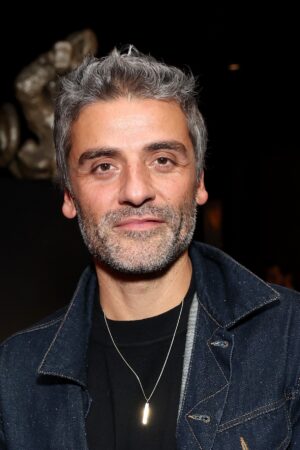 NEW YORK, NEW YORK - OCTOBER 10: Oscar Isaac attends the Sr. New York Film Festival Premiere Screening on October 10, 2022 in New York City. (Photo by Monica Schipper/Getty Images for Netflix)