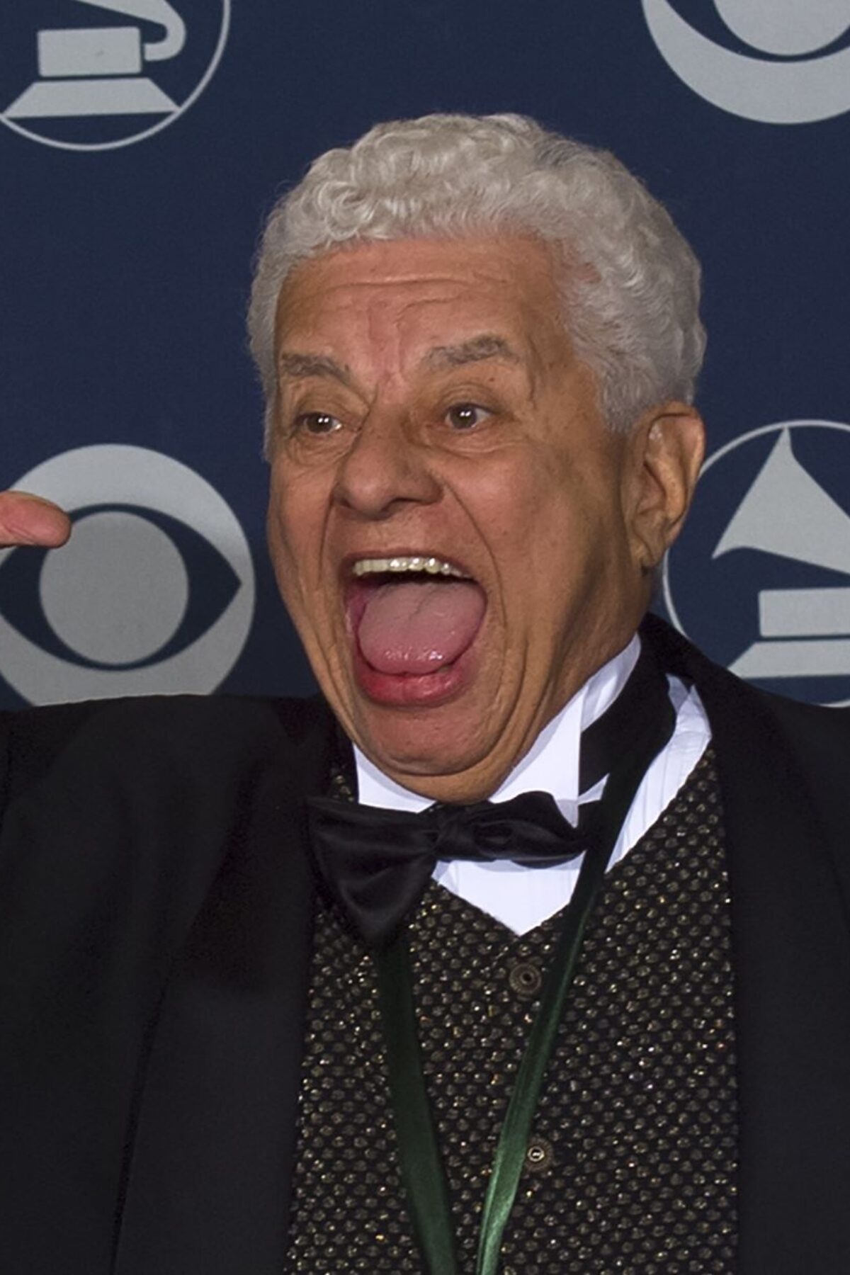 LOS ANGELES, CALIFORNIA - FEBRUARY 23 : Grammy Winner Tito Puente backstage at the Grammy Awards Show, February 23, 2000 in Los Angeles, California. (Photo by Bob Riha, Jr./Getty Images)