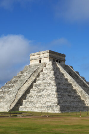 Mexico, Yucatan state, Chichen Itza archeological site, World heritage of UNESCO, Pyramide El Castillo, Temple of Kukulcan, ancient mayan ruins