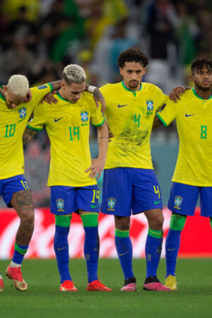 AL RAYYAN, QATAR - DECEMBER 09: Pedro, Neymar, Antony, Marquinhos, Fred and Alex Sandro of Brazil look dejected during the FIFA World Cup Qatar 2022 quarter final match between Croatia and Brazil at Education City Stadium on December 9, 2022 in Al Rayyan, Qatar. (Photo by Visionhaus/Getty Images)