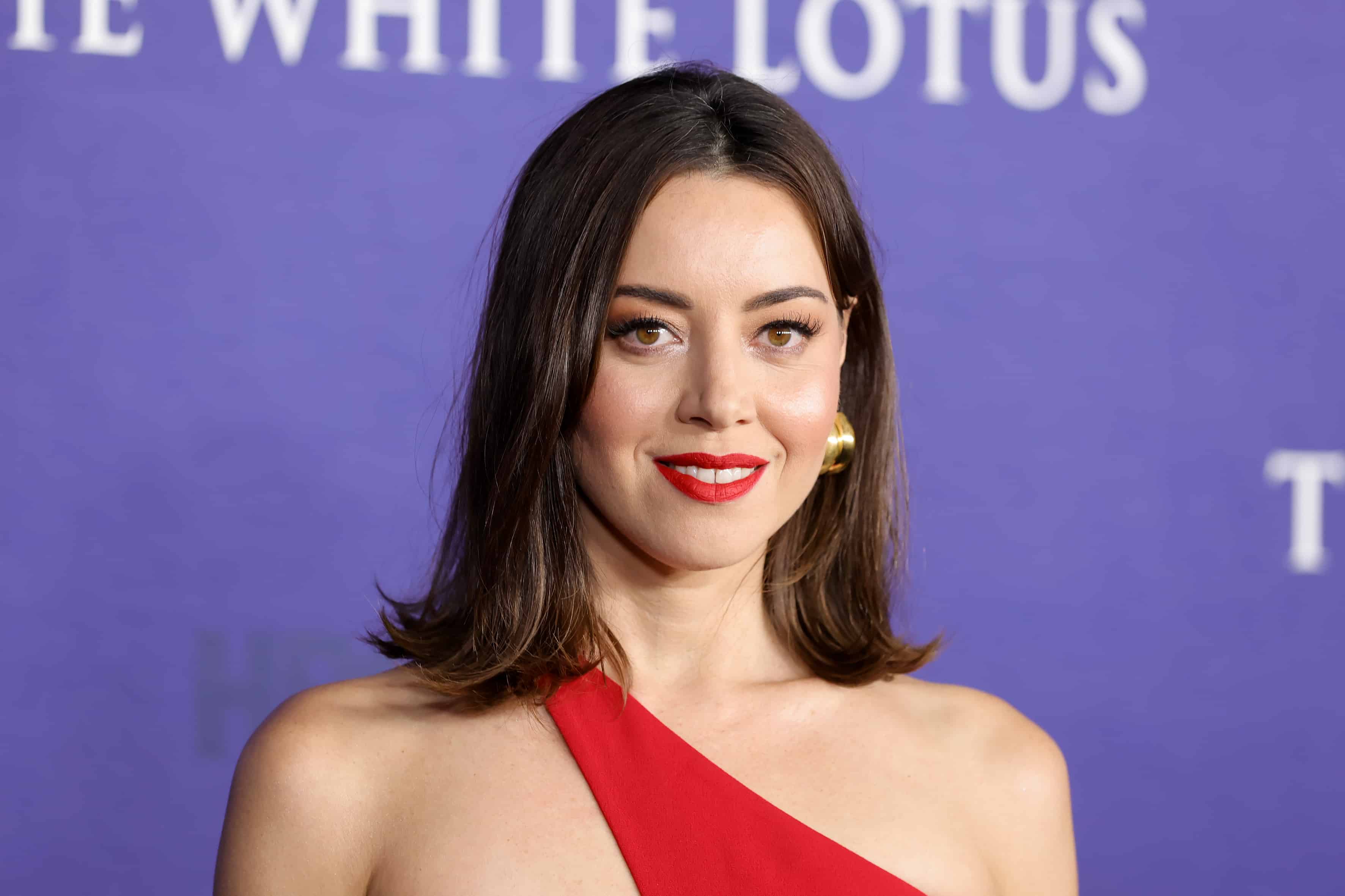Aubrey Plaza is Finally Hosting ‘Saturday Night Live’ — Here’s What We Know