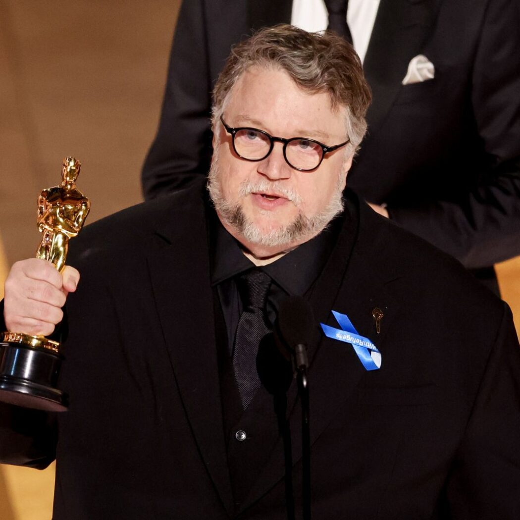 WATCH Guillermo del Toro Gives Emotional Speech Thanking Parents at