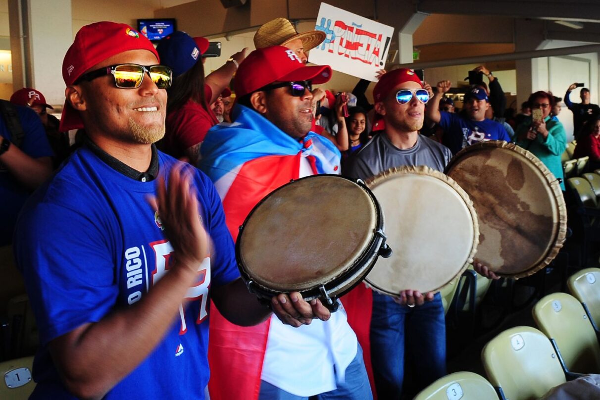 Aficionados latinoamericanos se vuelven virales en el Clásico Mundial de Béisbol 2023
