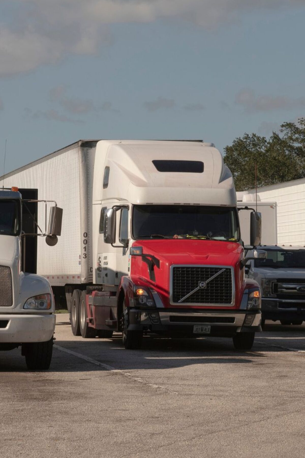 Central Florida, Truck stop rest area in Florida with trucks lined up off the highway. (Photo by: Peter Titmuss/UCG/Universal Images Group via Getty Images)