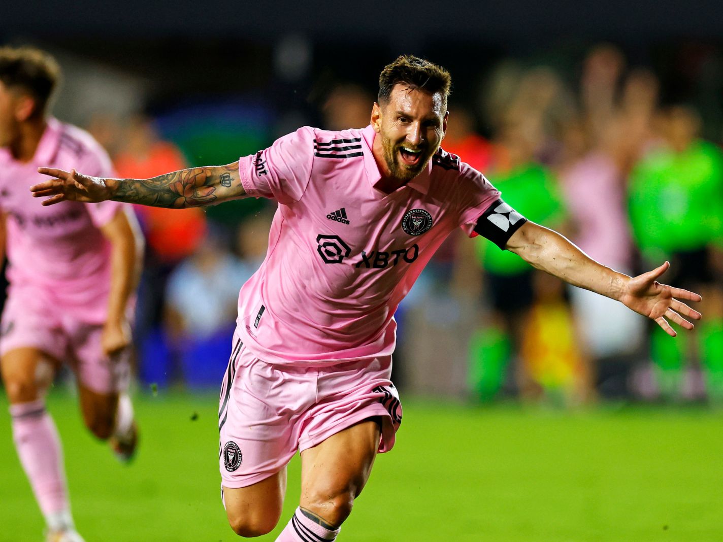 Lionel Messi Scores Winning Goal in MLS Debut — & Plenty of Celebrities ...