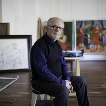Colombian Painter & Sculptor Fernando Botero Dies at 91