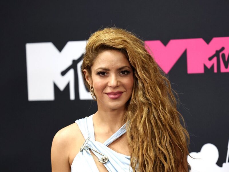 NEWARK, NEW JERSEY - SEPTEMBER 12: Shakira poses in the press room at the 2023 MTV Video Music Awards at Prudential Center on September 12, 2023 in Newark, New Jersey. (Photo by Jamie McCarthy/WireImage)