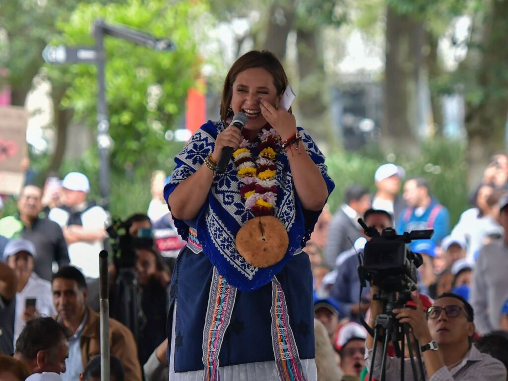 Meet Xóchitl Gálvez The Second Woman Running To Become Mexicos First Ever Woman President 