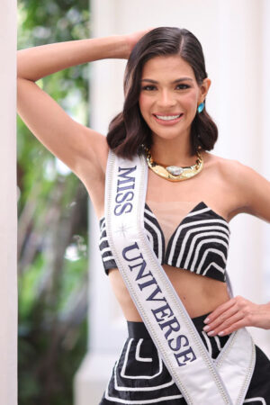 Miss Universe 2023 Sheynnis Palacios poses.