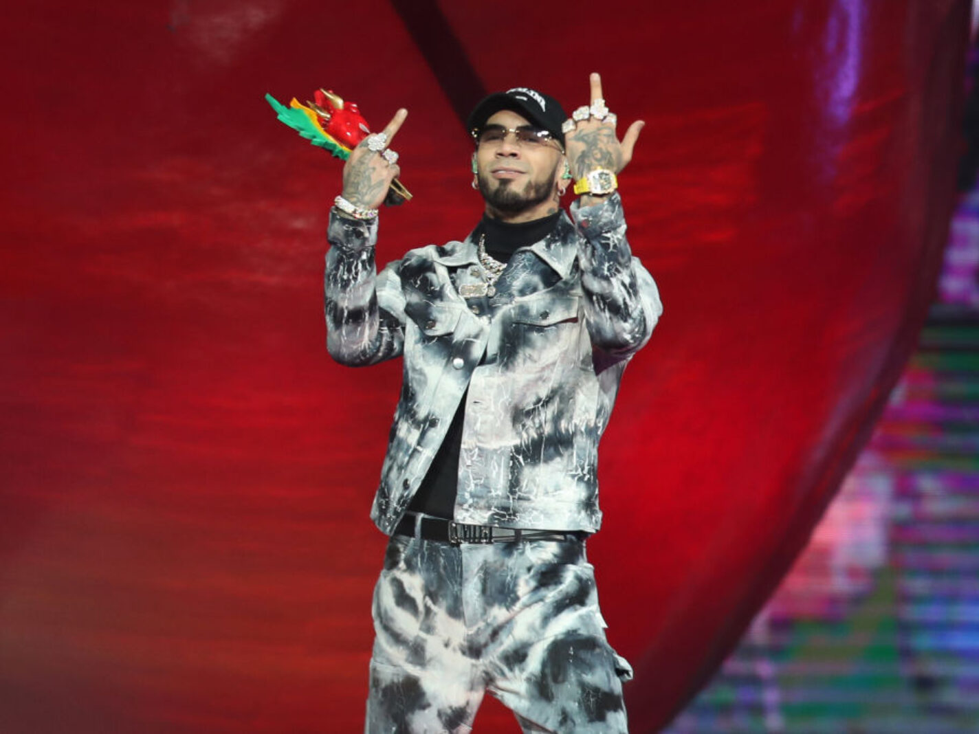 LISTEN: Anuel AA & Arcángel Keep Beef Going With 2 New Diss Tracks