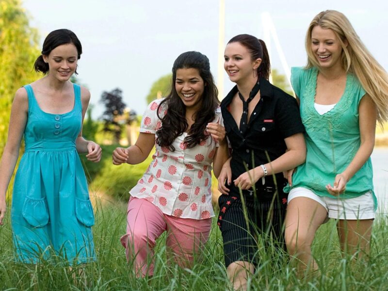 The Sisterhood of the Traveling Pants cast; which includes America Ferrera