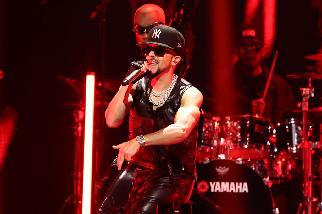 Yandel Announces 2024 Tour — Here's Everything to Know