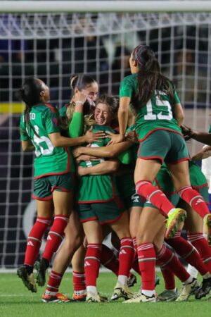 CARSON, CALIFORNIA - FEBRUARY 26: Mayra Pelayo #20 of Mexico celebrates scoring with teammates during second half stoppage time against the United States during the 2024 Concacaf W Gold Cup Group A match at Dignity Health Sports Park on February 26, 2024 in Carson, California. (Photo by Jenny Chuang/ISI Photos/USSF/Getty Images for USSF)