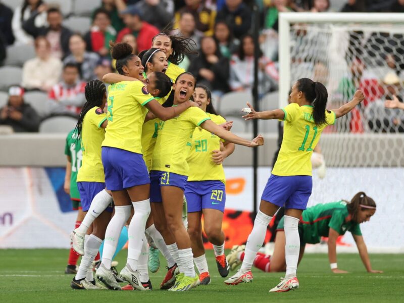 SAN DIEGO, CALIFORNIA - MARCH 06: Brazil celebrates after a goal by Antonia #2 in the first half against Mexico during the 2024 Concacaf W Gold Cup semifinals at Snapdragon Stadium on March 06, 2024 in San Diego, California. (Photo by Sean M. Haffey/Getty Images)