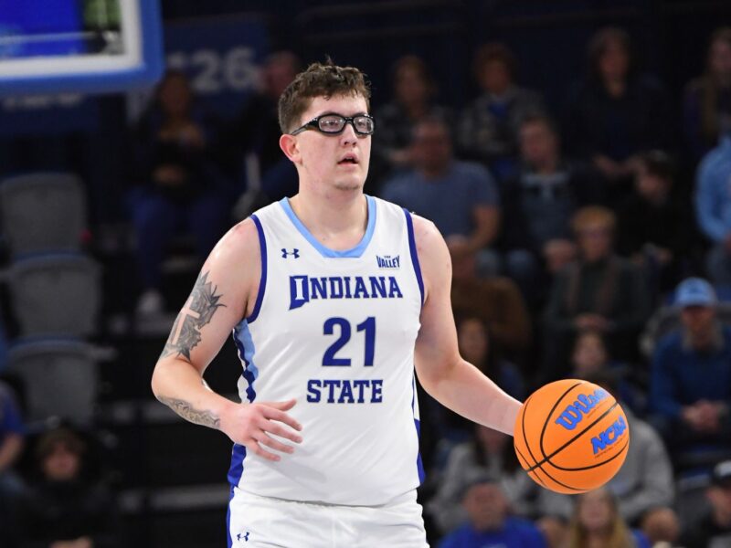TERRE HAUTE, IN - FEBRUARY 13: Indiana State Sycamores Center Robbie Avila (21) handles the basketball at midcourt in a Missouri Valley Conference (MVC) matchup with the Illinois State Redbirds at Hulman Center in Terre Haute, Indiana. (Photo by David Allio/Icon Sportswire via Getty Images)