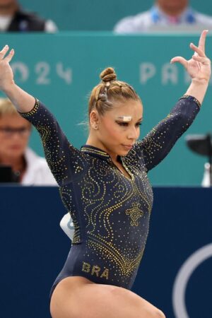 PARIS, FRANCE - JULY 30: Flavia Saraiva of Team Brazil competes on the Floor during the Artistic Gymnastics Women's Team Final on day four of the Olympic Games Paris 2024 at Bercy Arena on July 30, 2024 in Paris, France. (Photo by Jamie Squire/Getty Images)