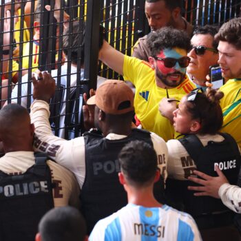MIAMI GARDENS, FLORIDA - JULY 14: Fans try to enter the stadium amid disturbances prior to the CONMEBOL Copa America 2024 Final match between Argentina and Colombia at Hard Rock Stadium on July 14, 2024 in Miami Gardens, Florida. (Photo by Maddie Meyer/Getty Images)