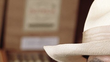 Actor-Jimmy-Smits-e1414389159484