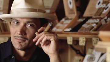Actor-Jimmy-Smits-e1414389159484