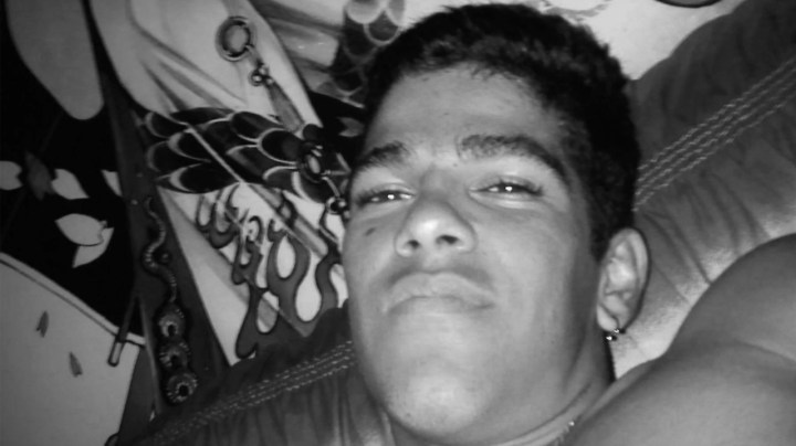 julio mendez pelo malo