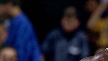 Chicago Bulls v Los Angeles Lakers