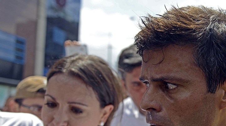 Leo Ramirez/AFP/Getty Images