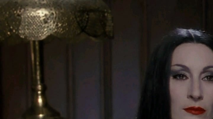 raul julia addams family