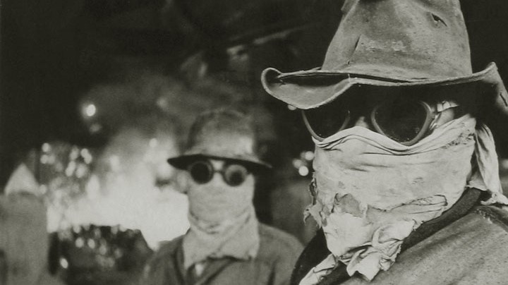 Héctor García Trabajadores / Workers 1950s Gelatin Silver Print